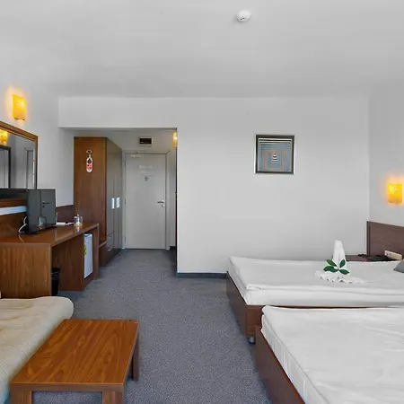 Hotel Glarus Slantschew brjag