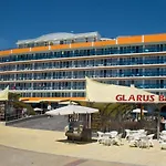 Hotel Glarus 4*
