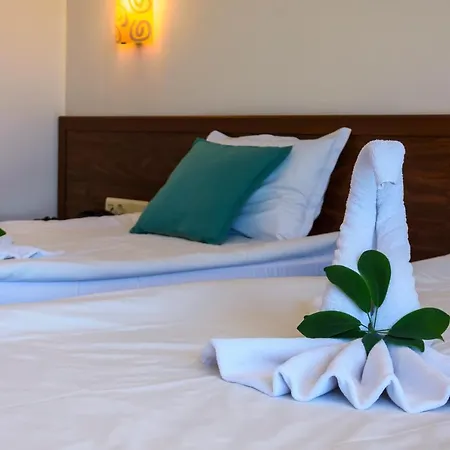 Hotel Glarus Beach& Aqua Park