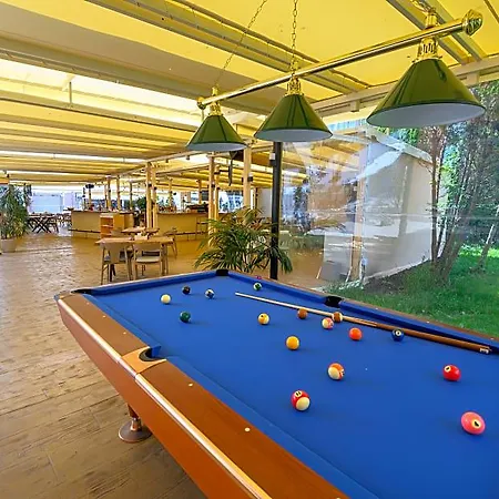 Glarus Beach& Aqua Park 酒店
