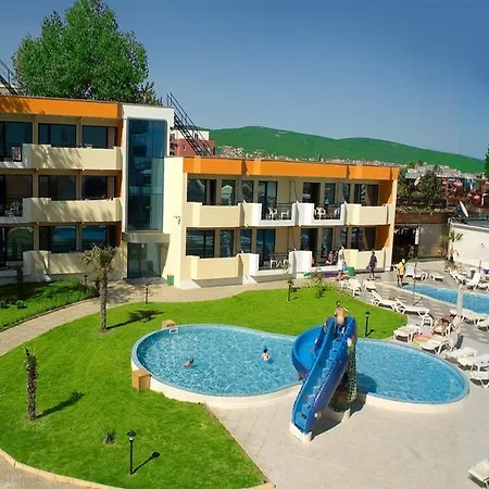 Glarus Beach& Aqua Park